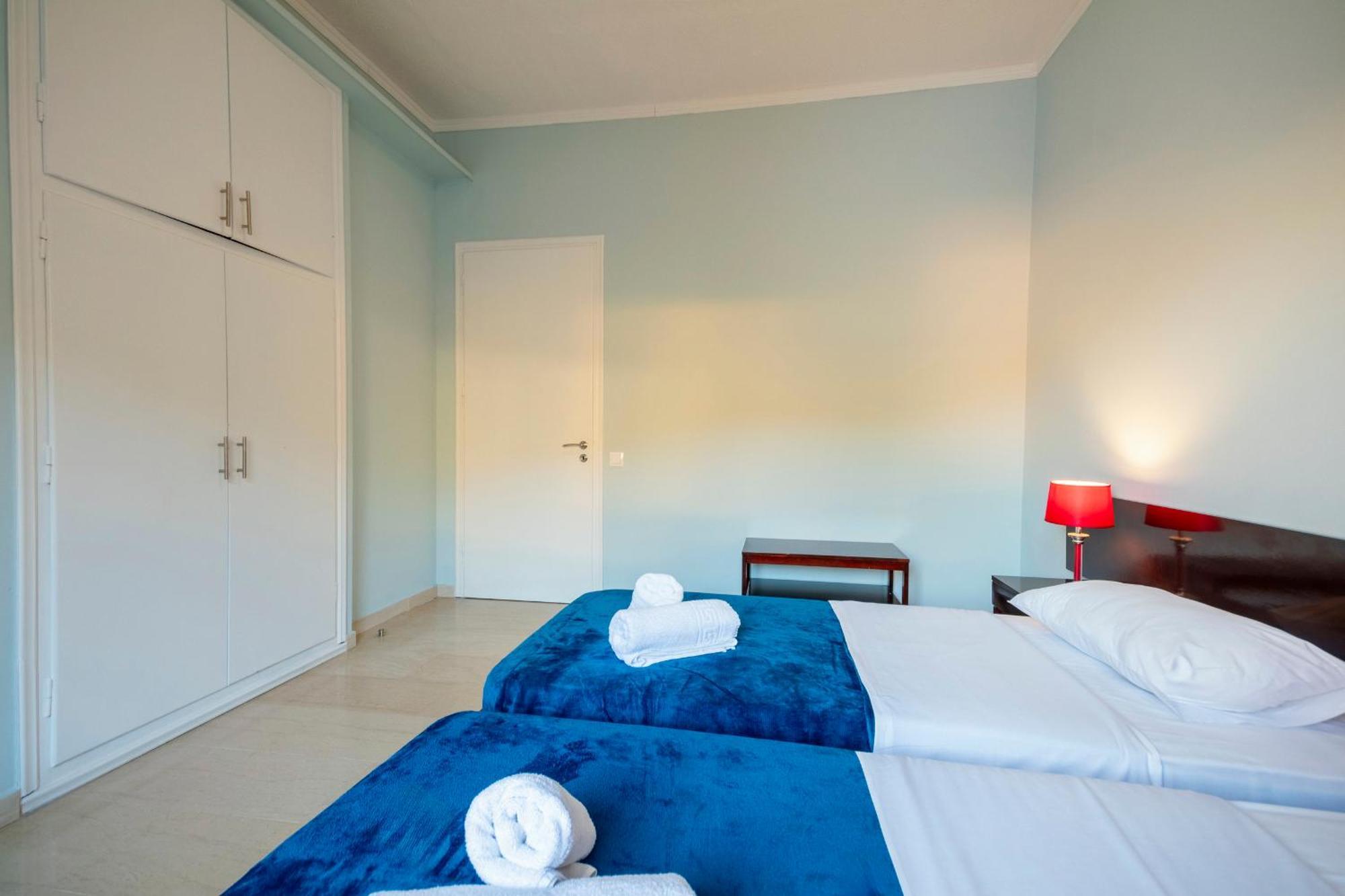 Mgi Apartments Ipsos Esterno foto
