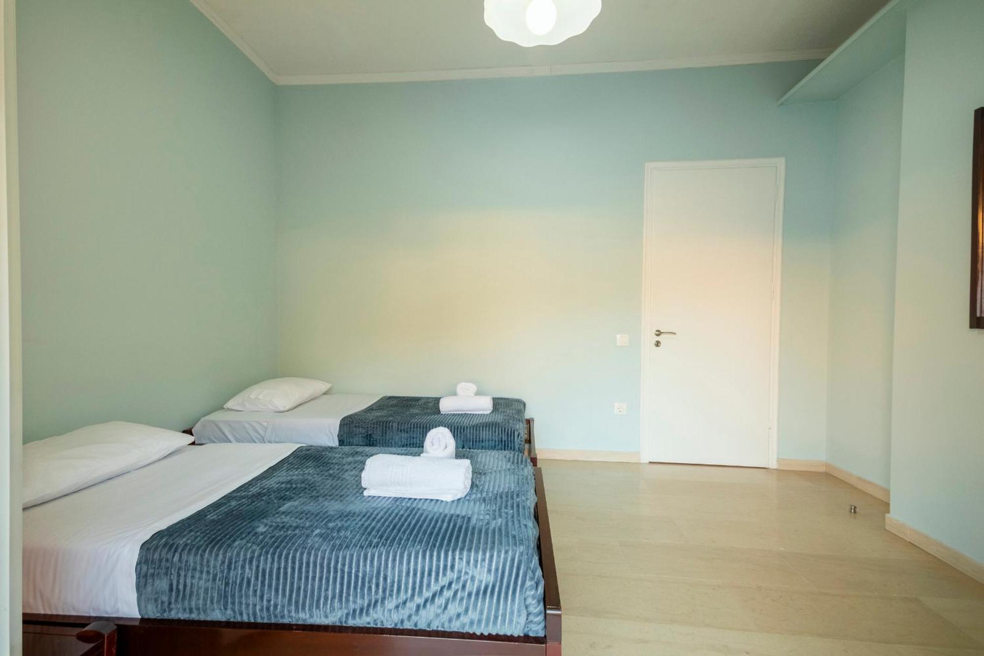 Mgi Apartments Ipsos Esterno foto