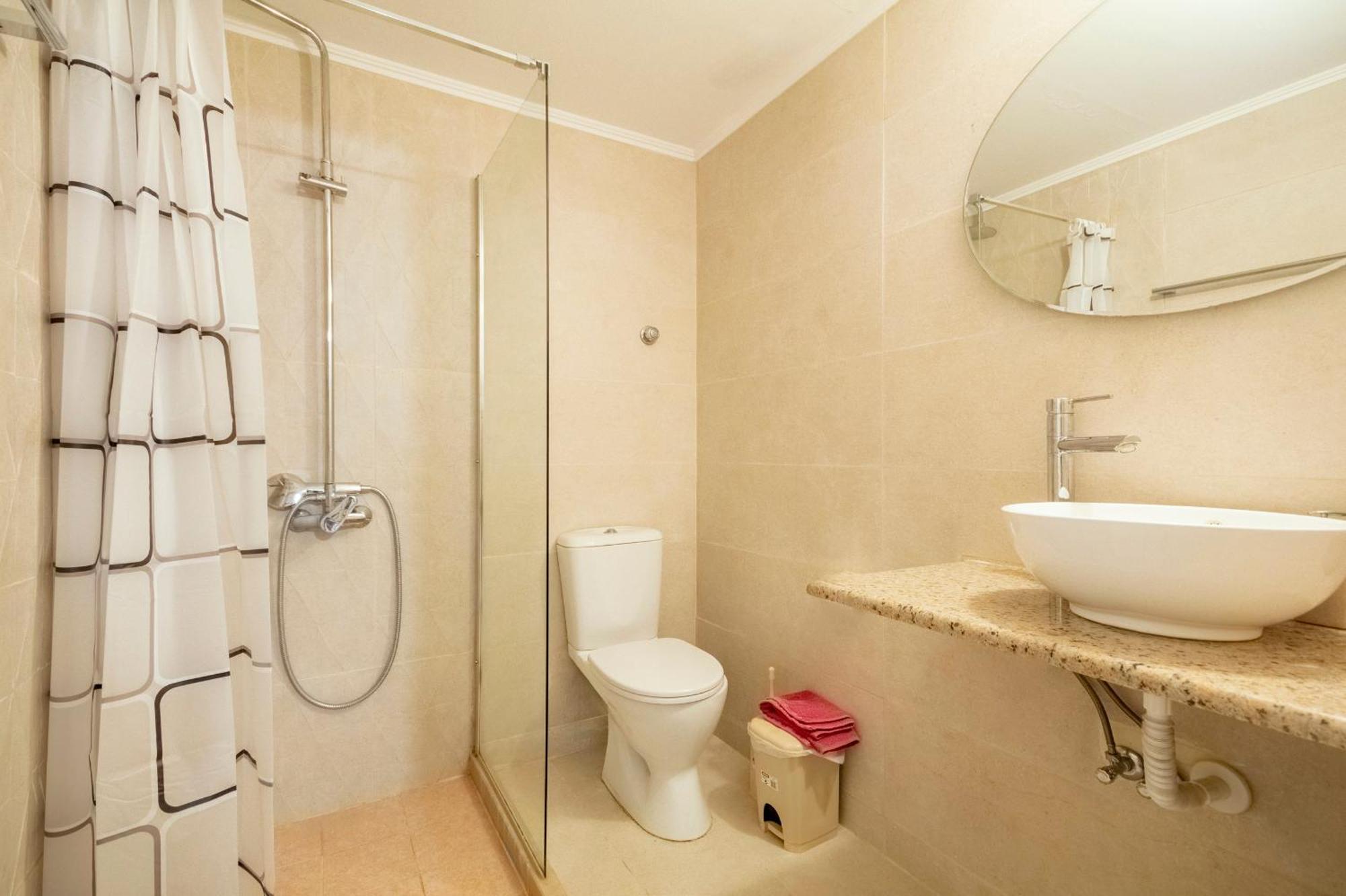 Mgi Apartments Ipsos Esterno foto