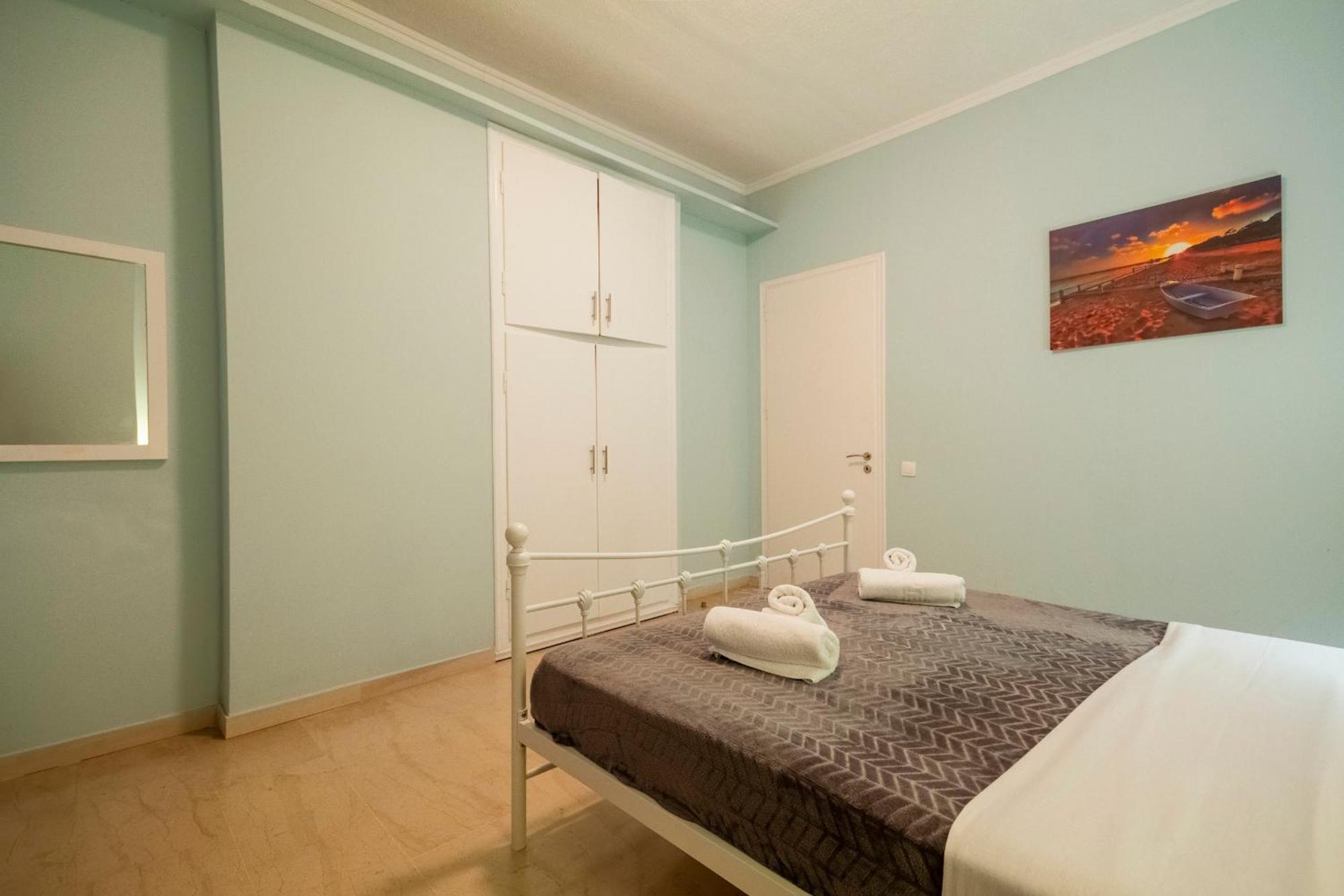 Mgi Apartments Ipsos Esterno foto